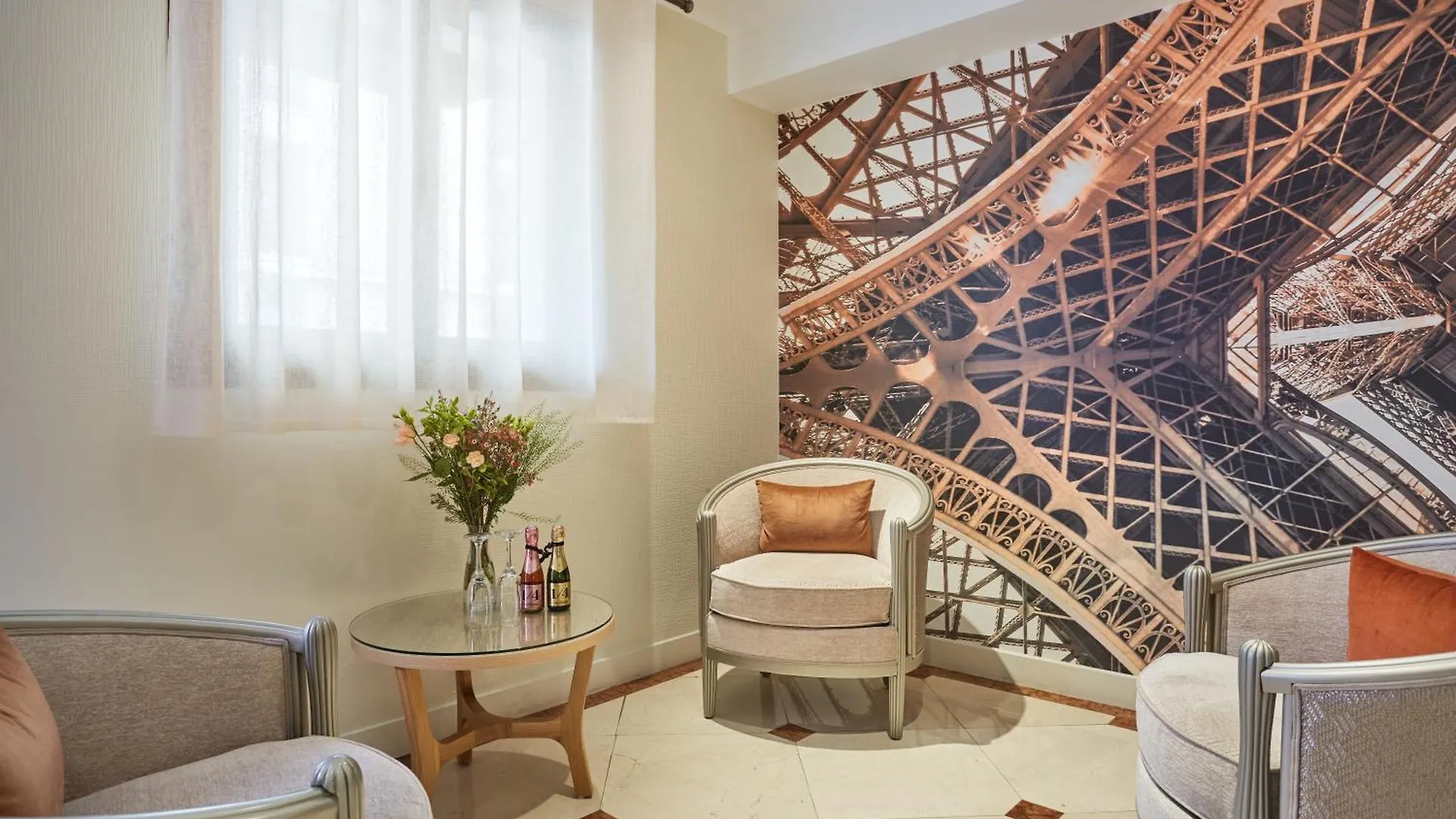 Beaugrenelle Tour Eiffel Hotel 3*